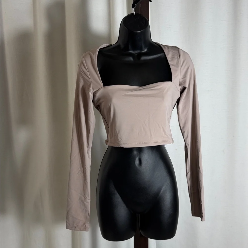 QINSEN Square Neck Long Sleeve Slim Fit Crop Top Cropped T Shirts Size L
